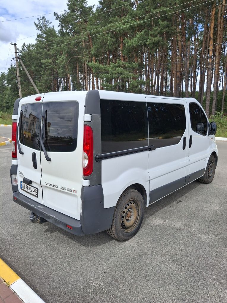 Opel Vivaro 2.5 2007