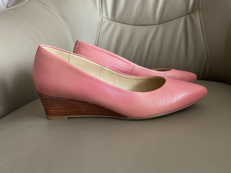 Czółenka półbuty na koturnie