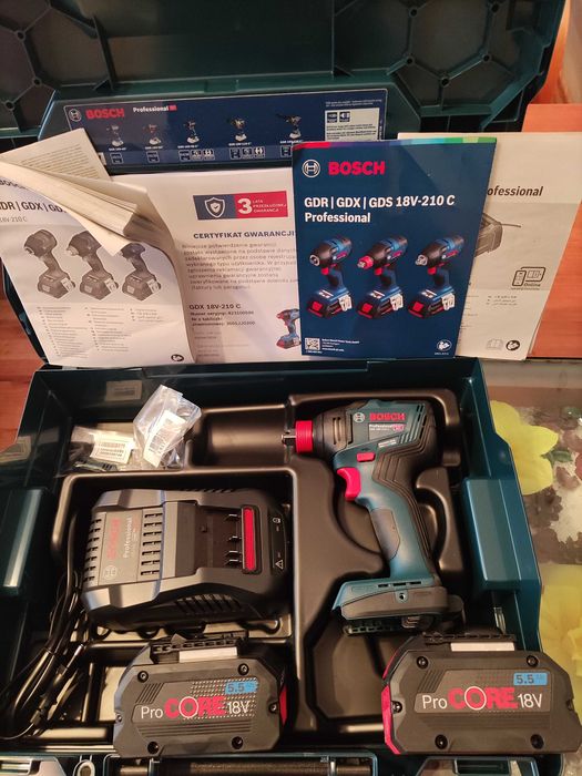 Zestaw Bosch GDX 18V-210C+2 aku 5.5Ah ProCore+ład GAL 1880CV+L-BOXX