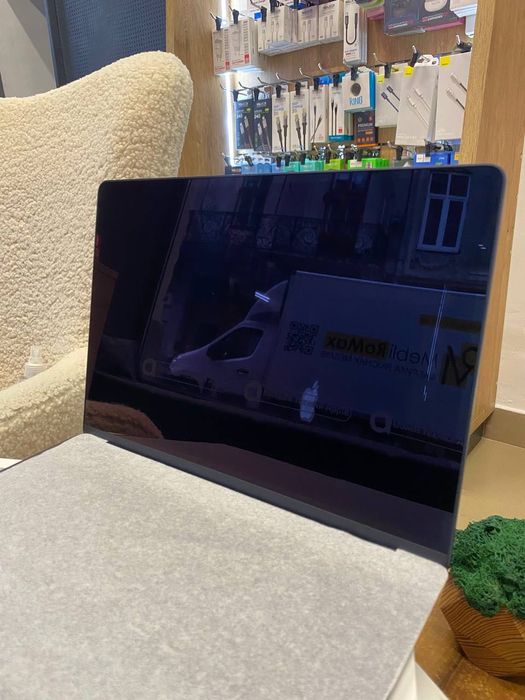 Ноутбук Apple MacBook Air 15“ M4 16/256GB Midnight (MW1L3) 2025