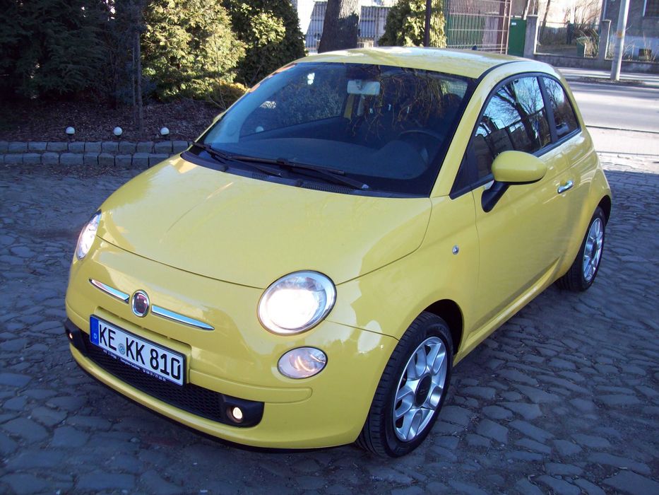 FIAT 500 1,4/6 biegowy/stan b.dobry /klimatyzacja
