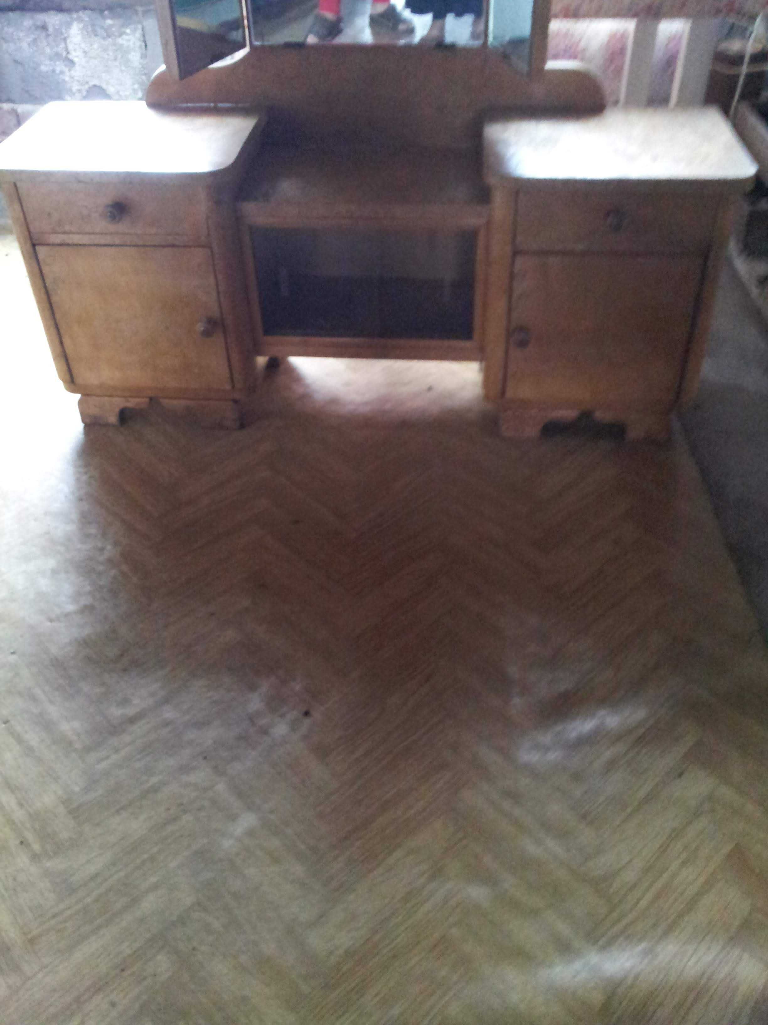 Toaletka zabytkowa