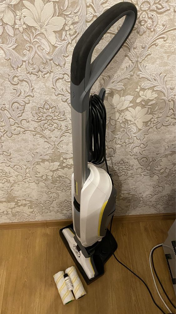 Моющий пылесос Karcher FC 5 Premium