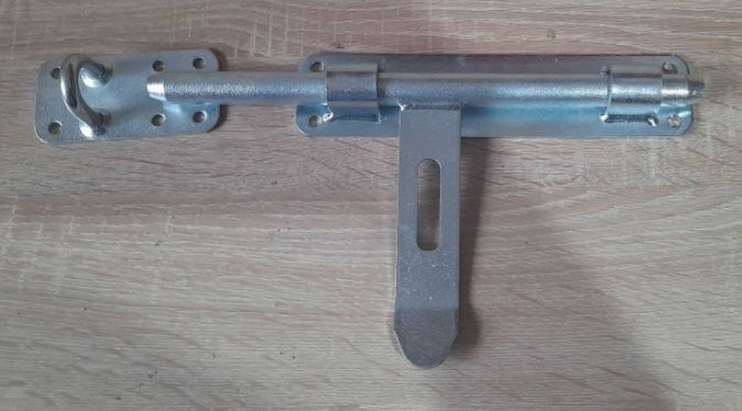 Zasuwa garażowa do bramy