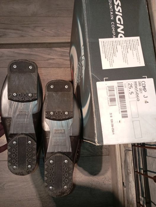 Juniorskie buty narciarskie 25-25,5cm Rossignol Comp J4, Dark/Grey