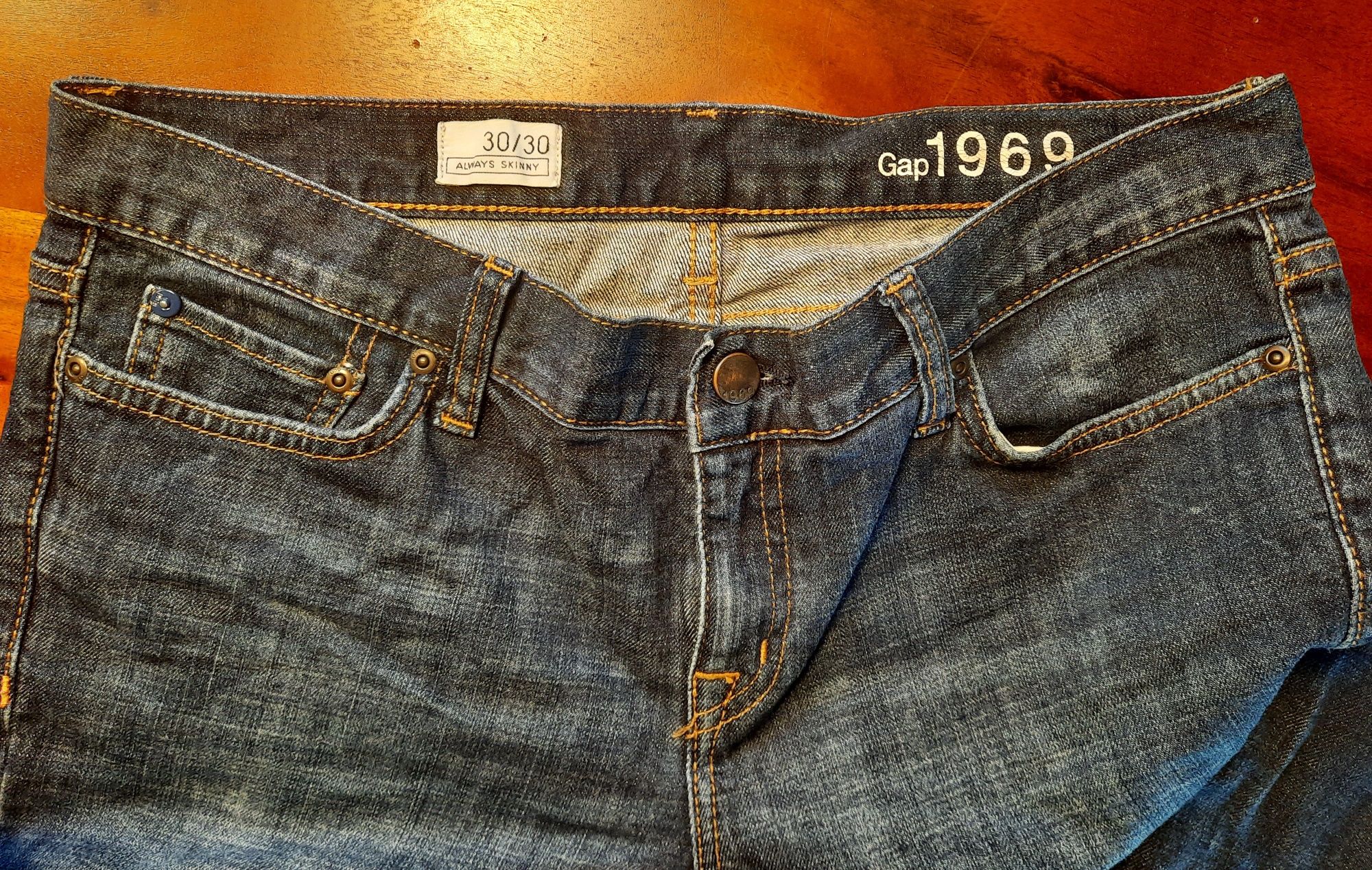 Spodnie jeansy damskie Gap 1969 30/30 Always Skinny