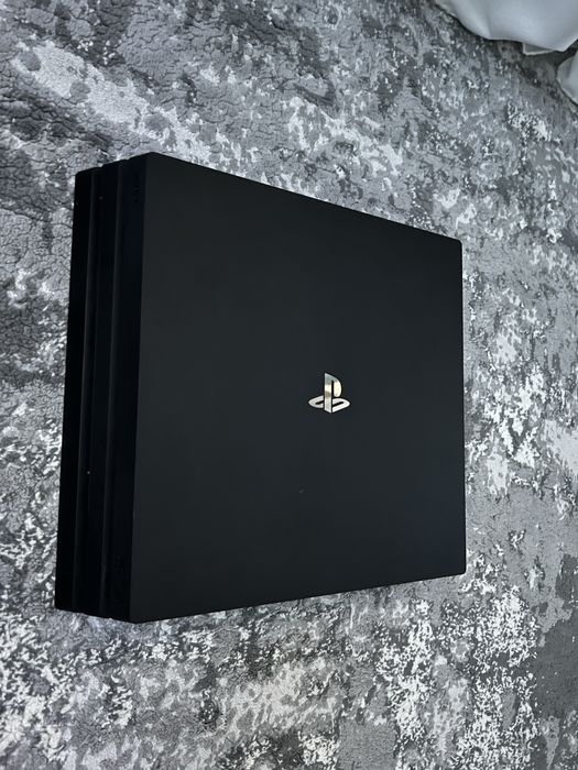 Playstation 4 pro 1 tb
