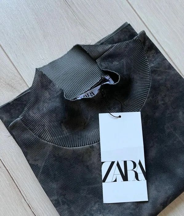 Стильна майка Zara
