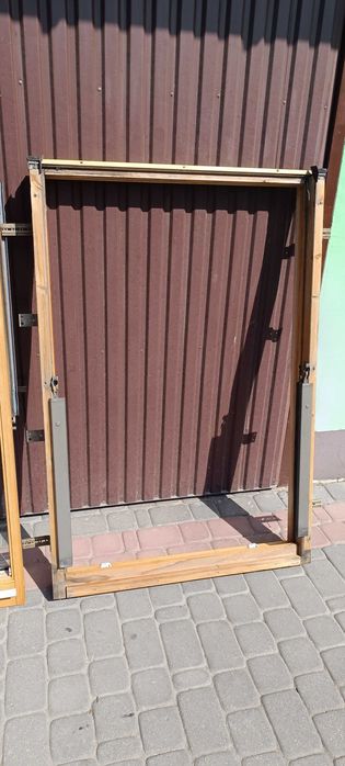 Okno dachowe Velux 140x94 używane