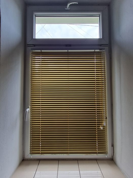 Пластикове вікно б/у