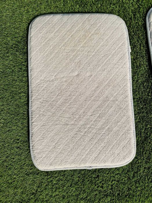 2 conjuntos de tapetes WC