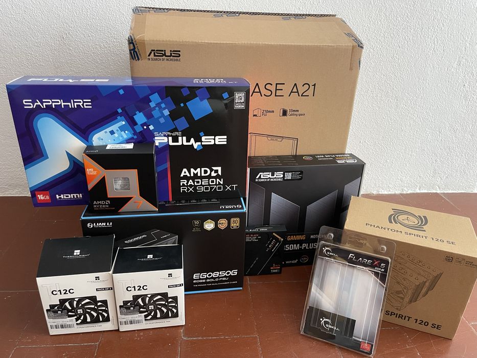PC gamimg Alta Gama Ryzen 79800X3D RX 9070 XT