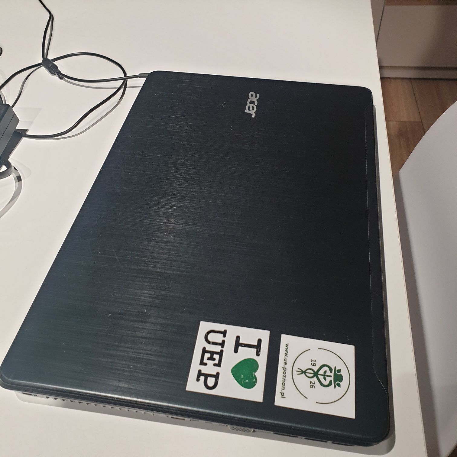 Laptop Acer Aspire f15
