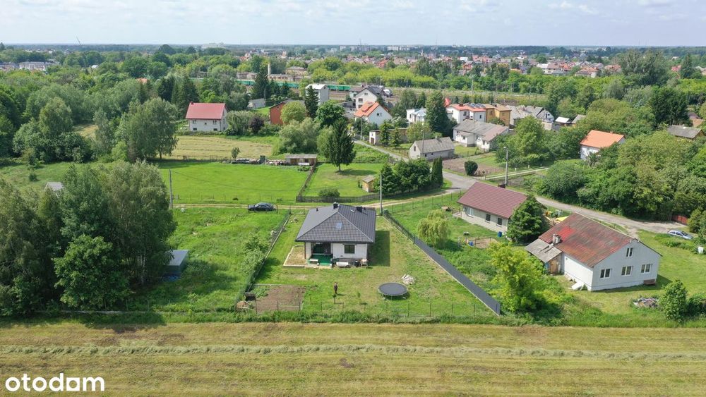 Ten dom czeka na Ciebie i Twoich bliskich