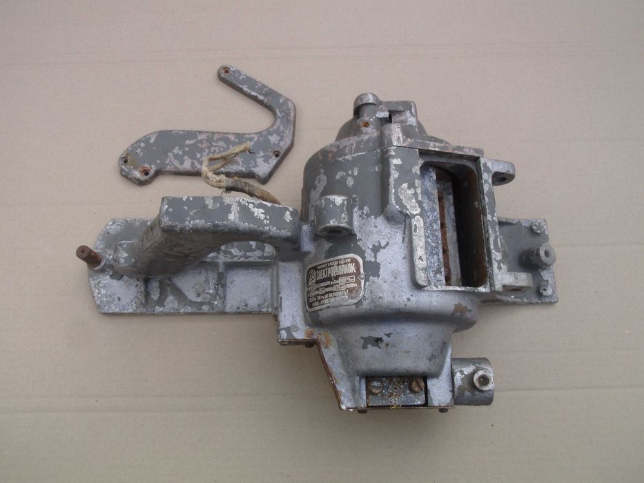 Электрорубанок И-152 200 герц. На запчасти