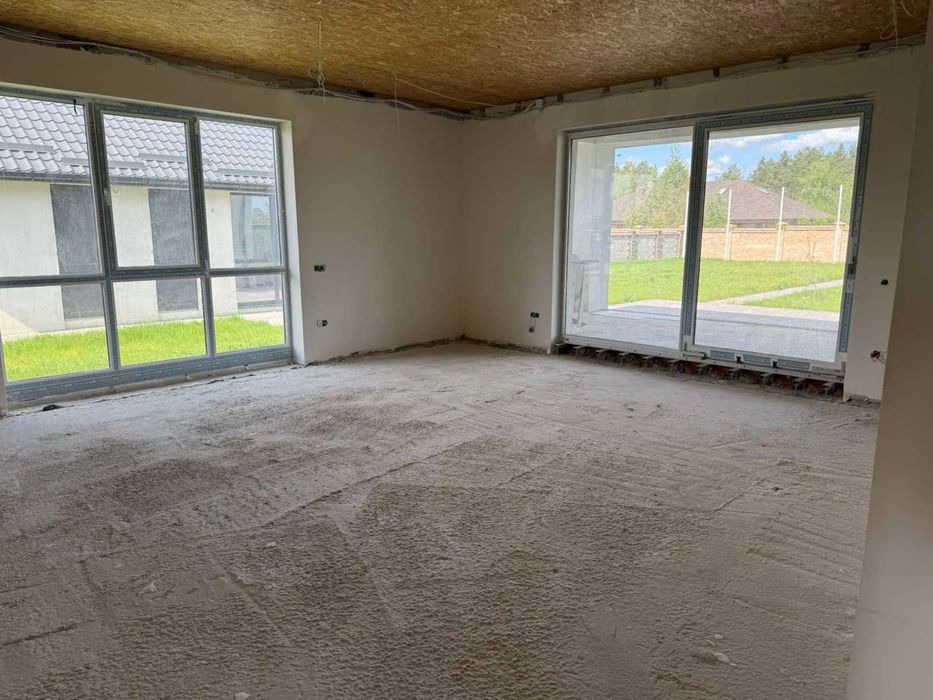 р Американкана на березі озера