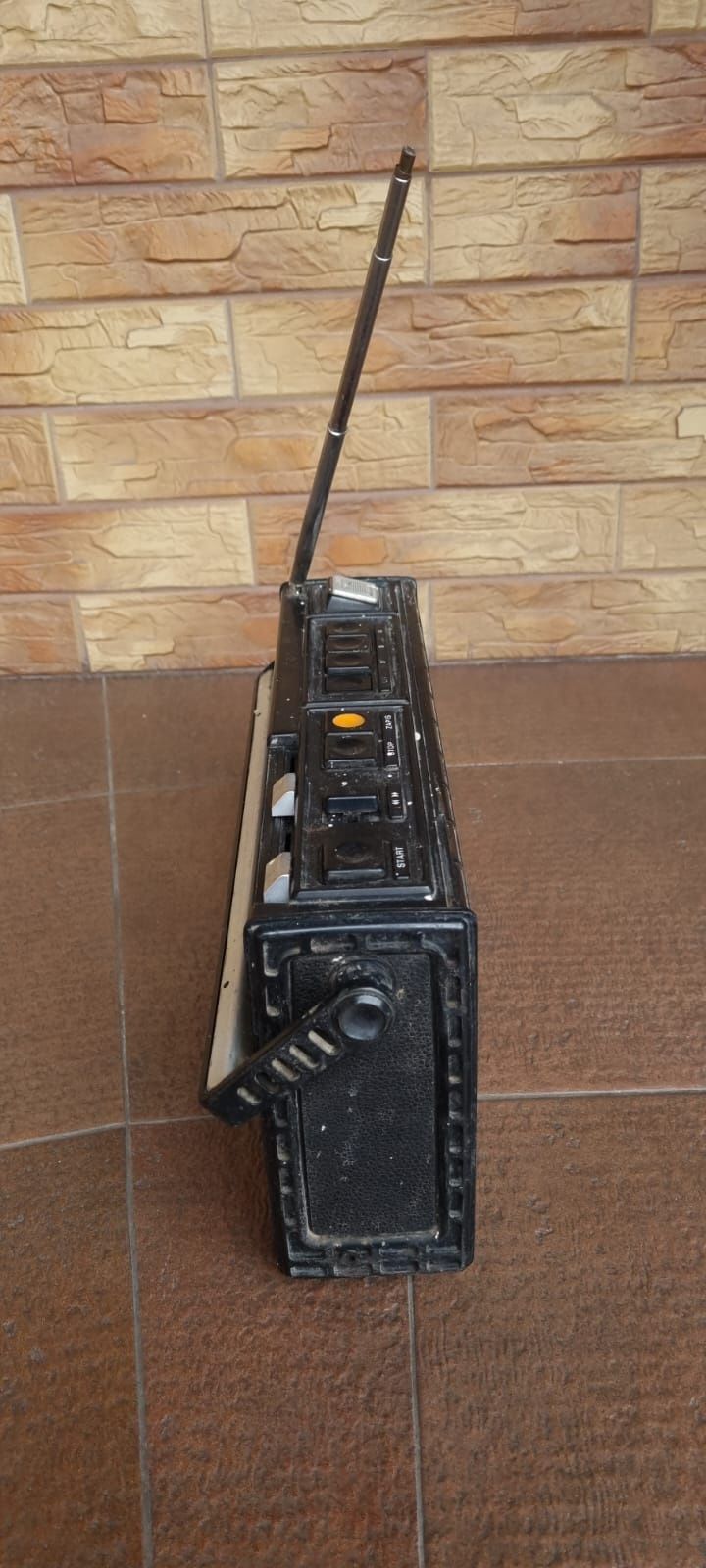 Radiomagnetofon Unitra Kacprzak RB 3200 PRL vintage retro radio kasety