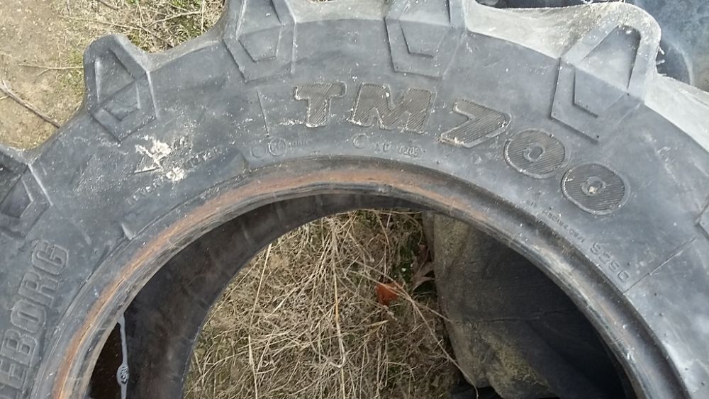 Opona 300/70R20 Trelleborg TM700 opony używane nie naprawiane montaż