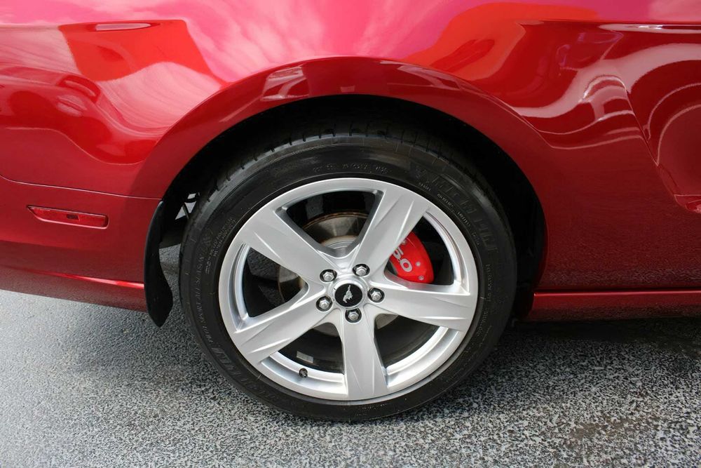 Ford Mustang GT Premium      2014