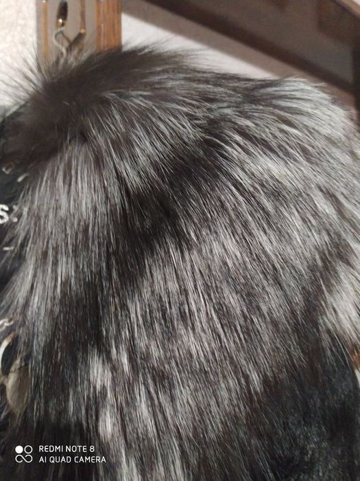 Натуральна шуба з хутра козлика