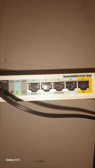 W/F Роутер MiķroTik