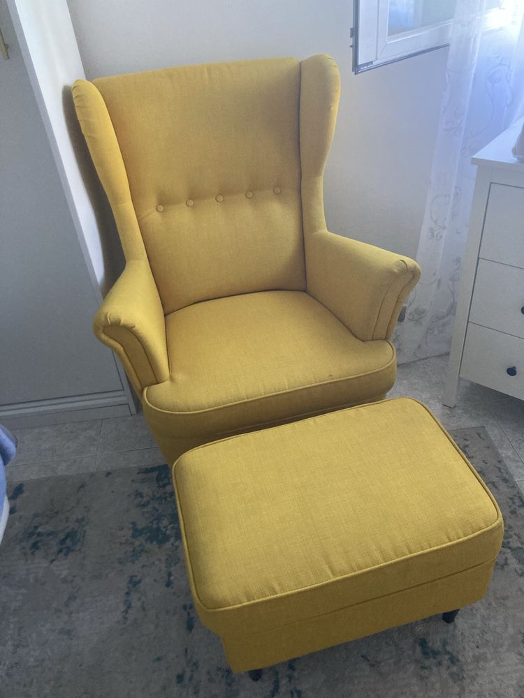 Poltrona ikea semi nova