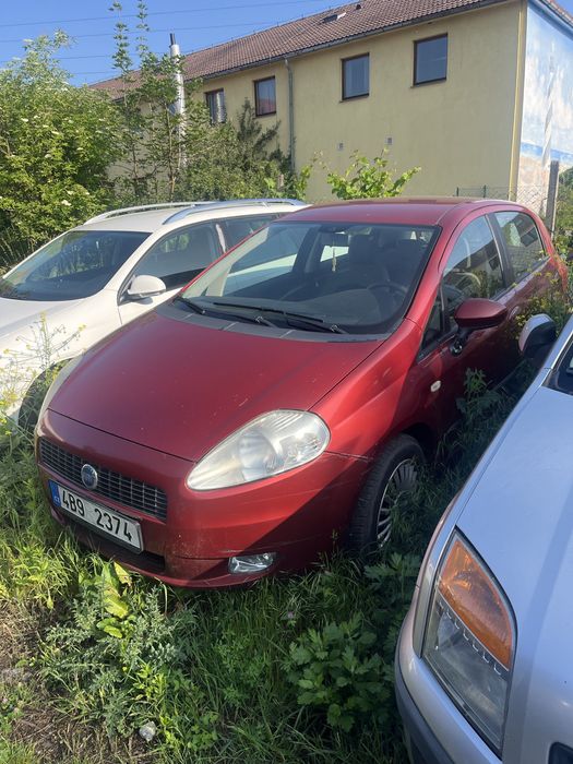 Розбирається фіат гранде пунто 2010 1.4 бензин