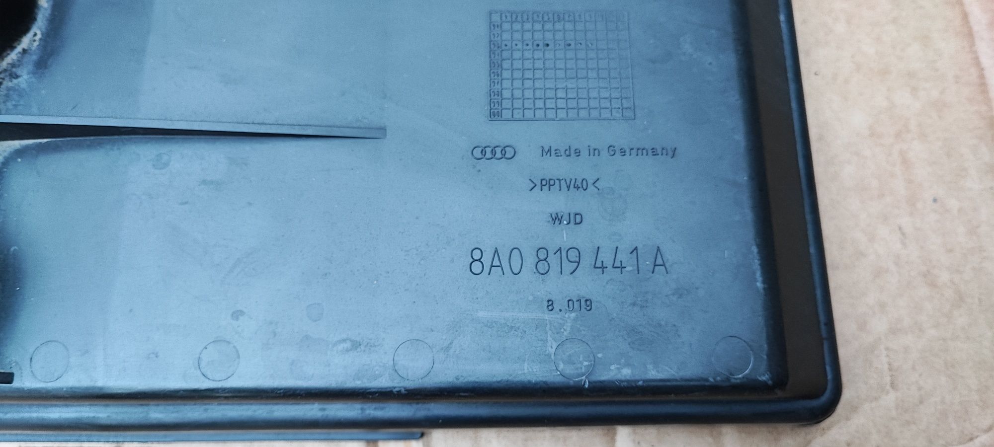 Obudowa Filtra Kabinowego Pyłkowego  Audi 80 B4