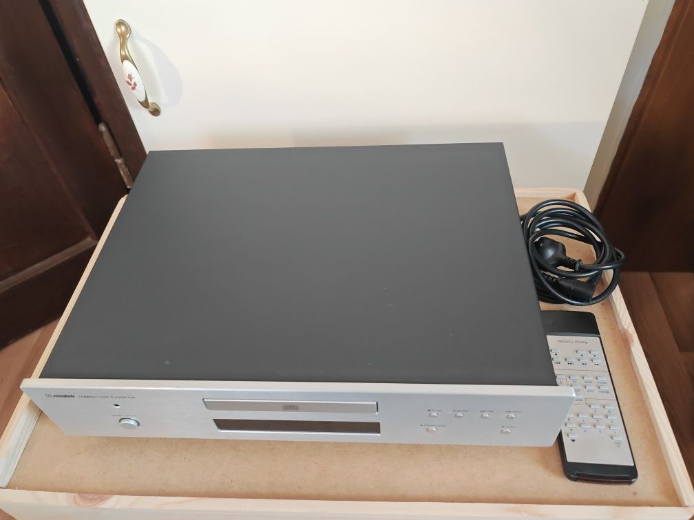 Odtwarzacz CD Xindak C 06