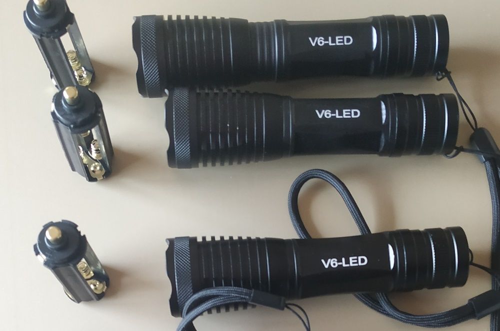 Lanterna tática com led CREE L2 - Com Zoom