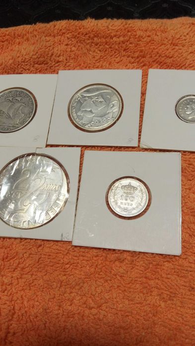 Moedas de prata antigas