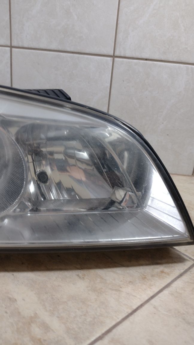 Chevrolet epica lampa prawy przód Europa reflektor wysyłka OLX
