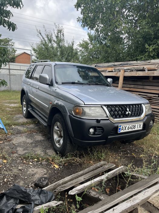 Mitsubishi pajero sport 2004