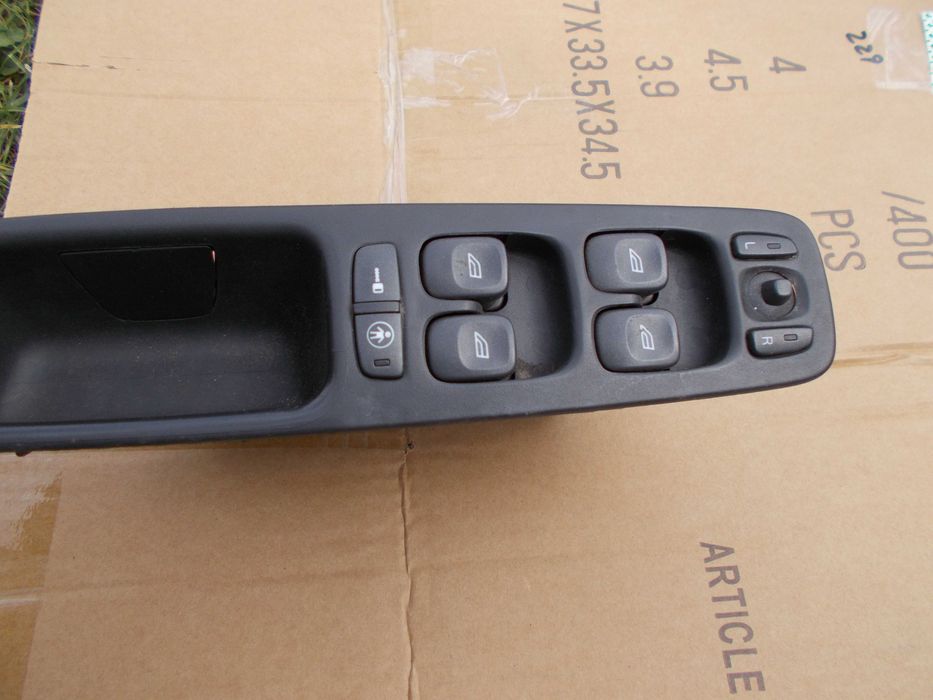 volvo S80 99r panel szyb kierowcy przyciski 8622.039