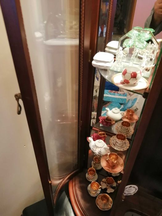 Antigo Relogio De Sala Em Cerejeira Todo Trabalhado