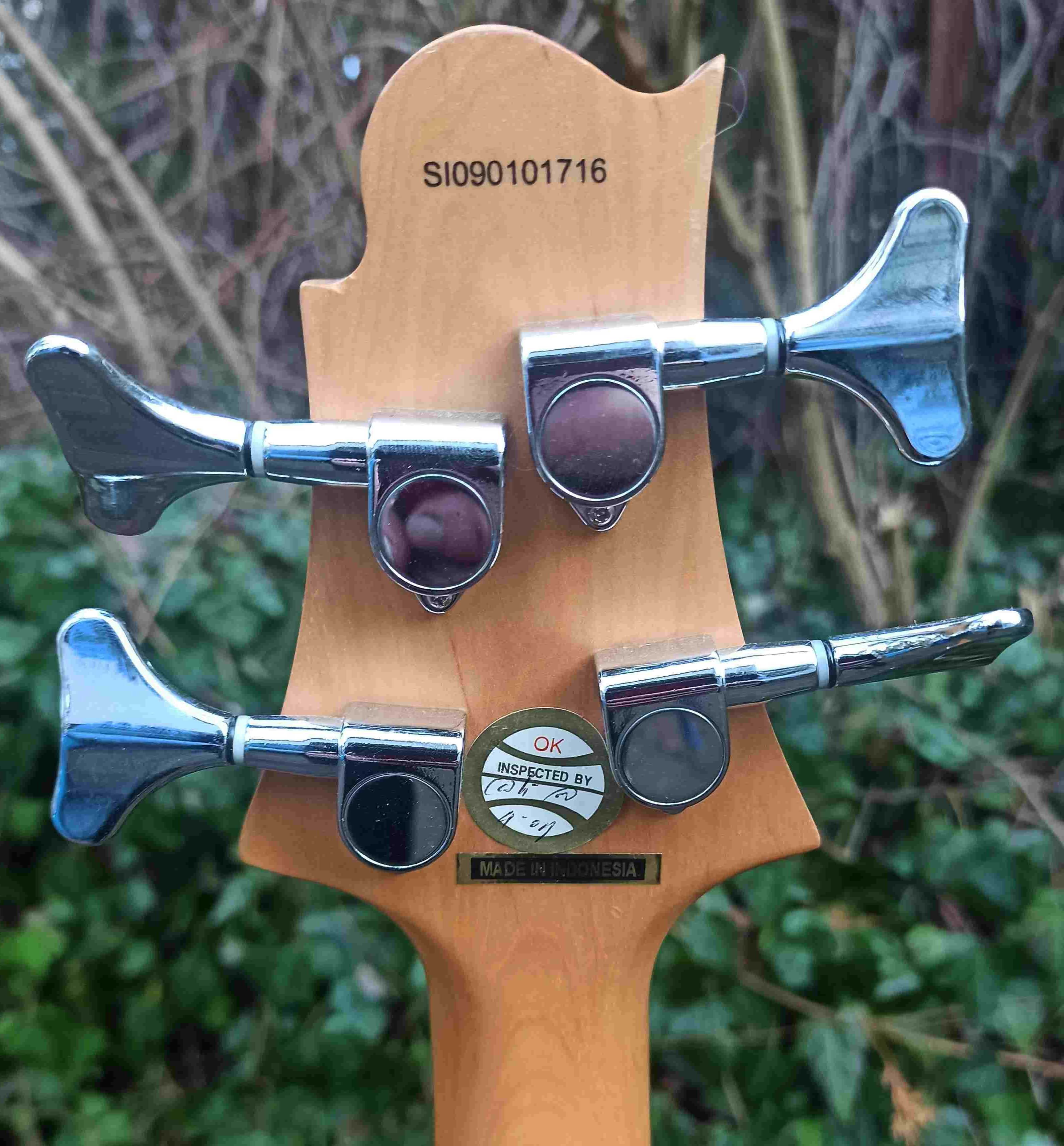 Gitara basowa Samick Corsair CR1 TS