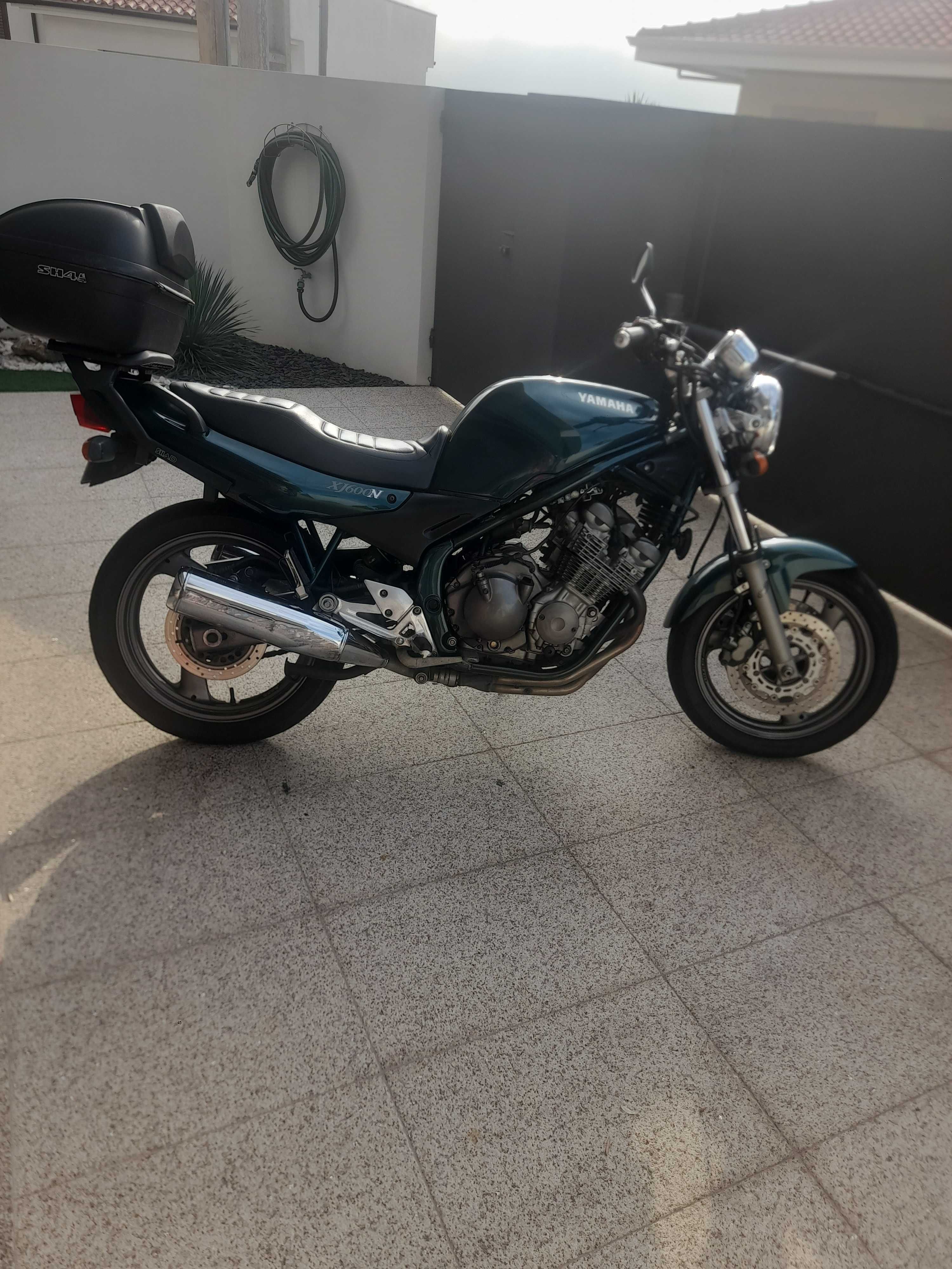 Yamaha xj600 poucos kms