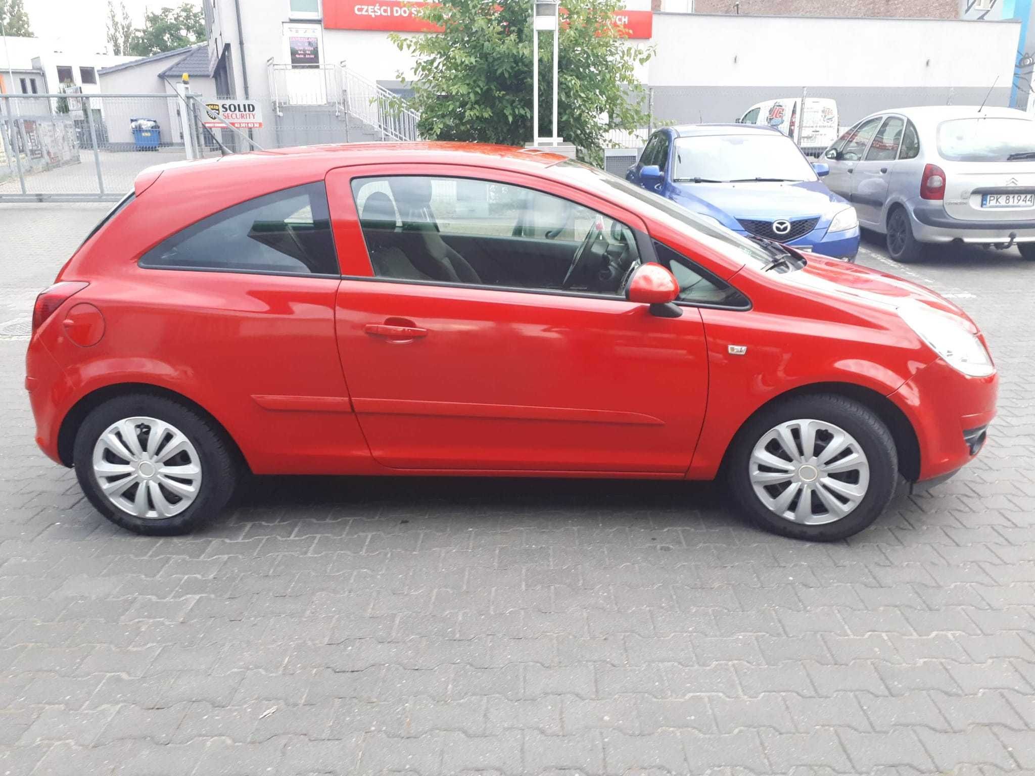 Opel corsa D 1,0 Klima, Przegląd do końca roku! TEMPOMAT-Mały przebieg