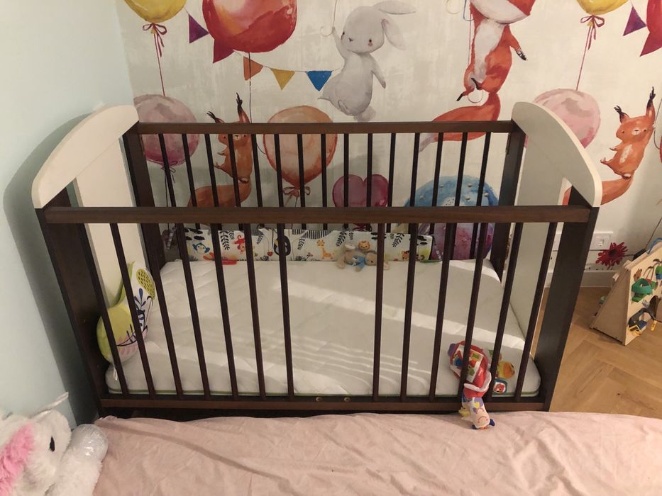 Łóżeczko drewniane Safari z żyrafką