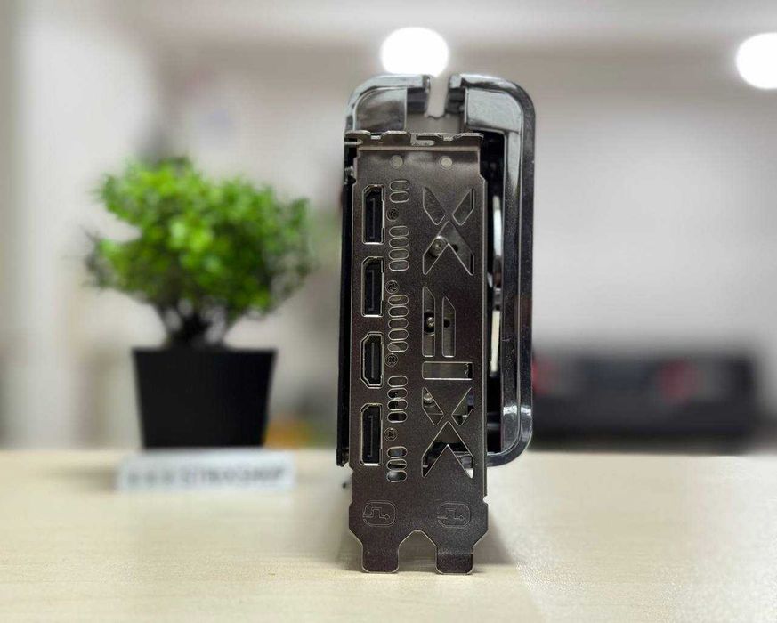 Відеокарта XFX Radeon RX 5700 XT 8GB GDDR6 THICC III Ultra Б/в