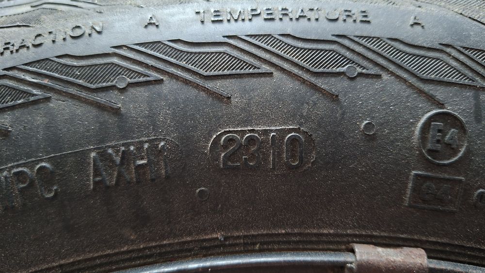 Колеса з дисками Continental 195 65 15 91H
