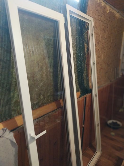 Продам балконные двери REHAU б/у в хорошем состоянии в использовании 2