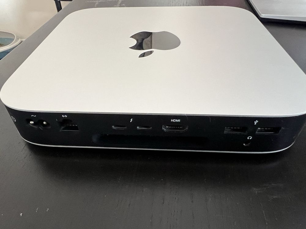 Mac Mini M1 256 GB 8GB com Magic Keyboard
