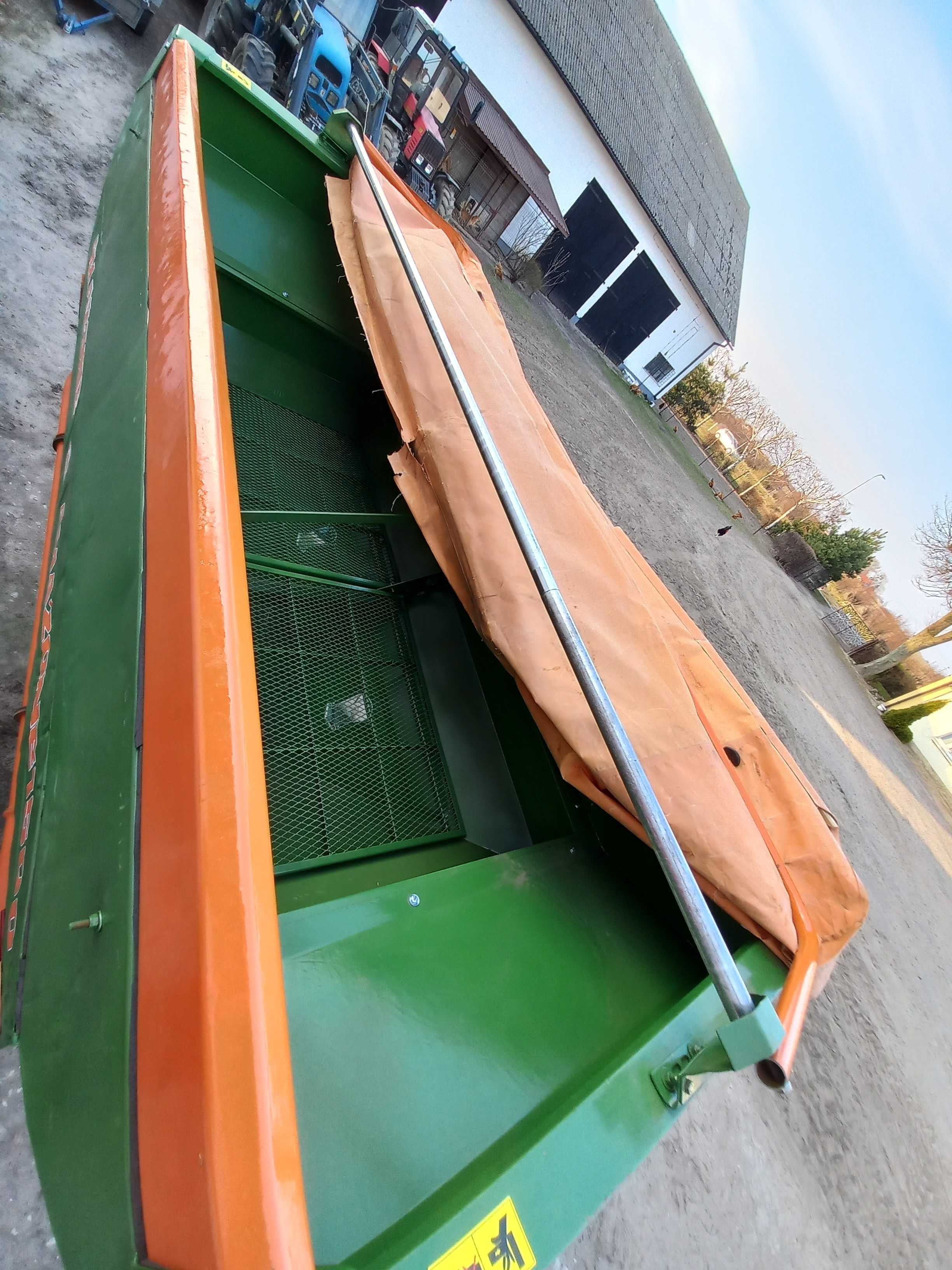 Rozsiewacz Amazone ZA-M Max 1500 L3000