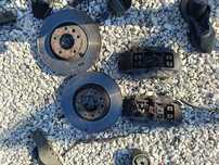 Audi Q7 4L hamulce zaciski 4.2 fsi brembo