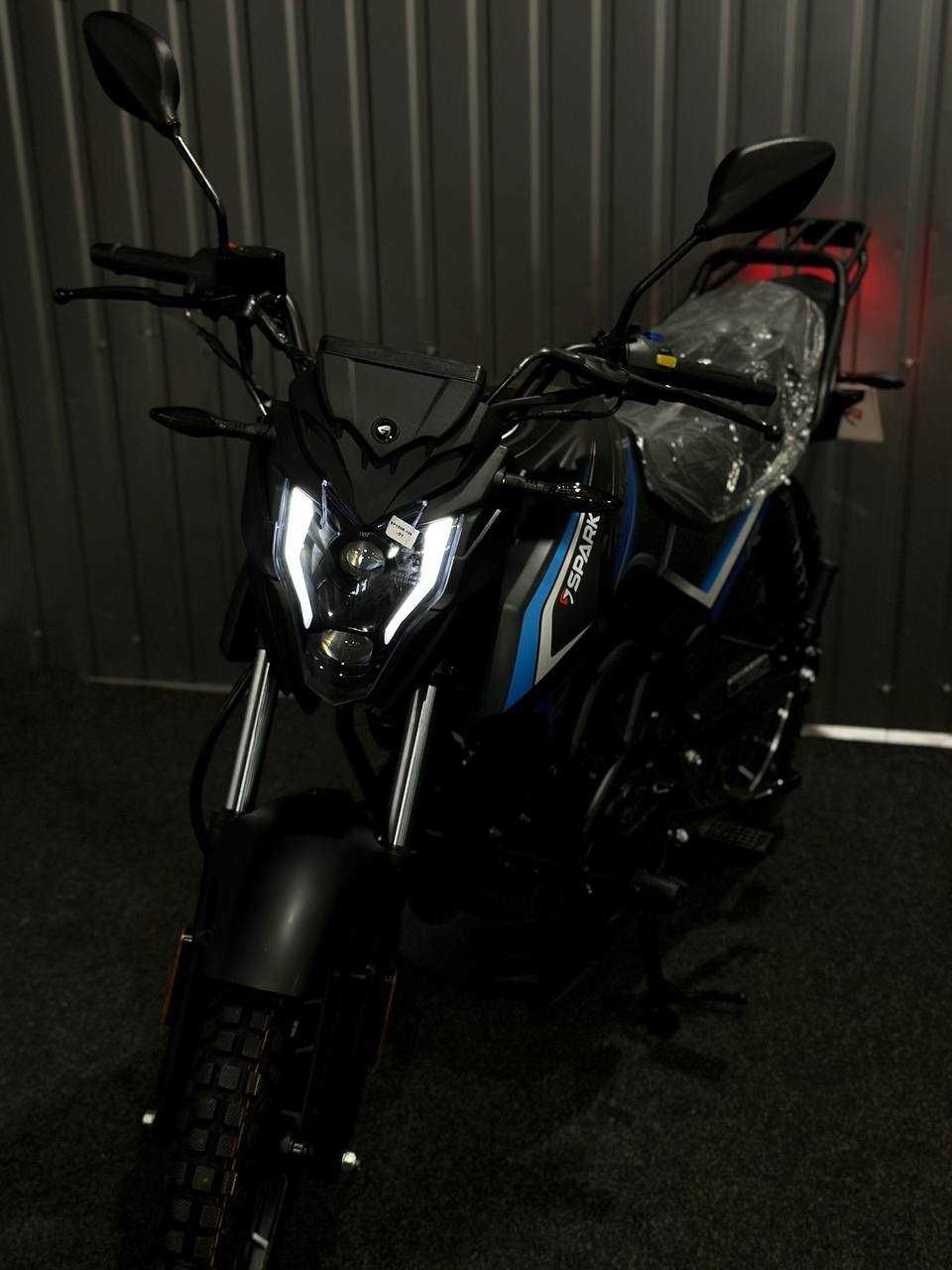 Новий мотоцикл Spark SP150R-12S