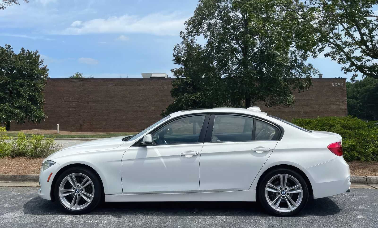 2018 BMW 3 Series 320i