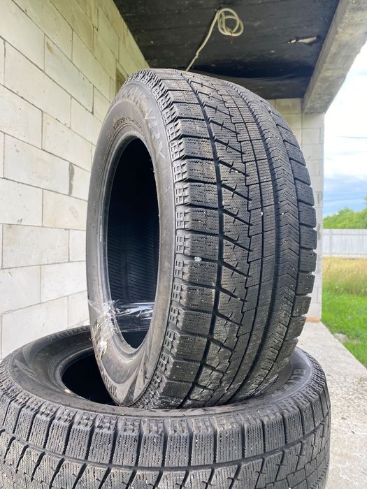 Резина 2021 року 235.   55.   17R. BRIDGESTONE BLIZZAK VRX