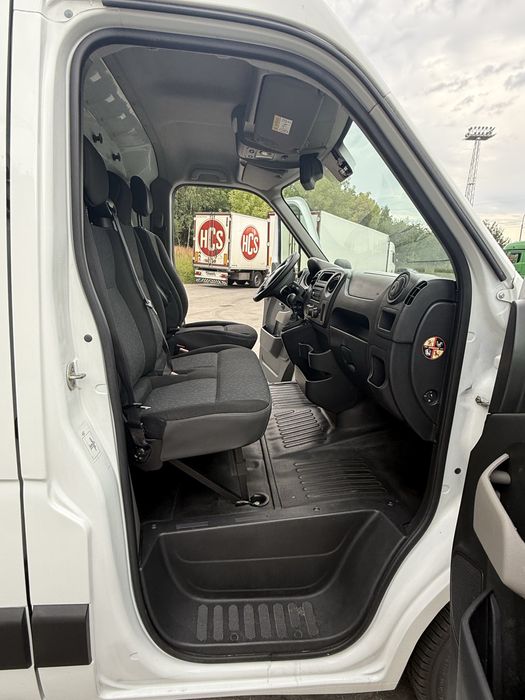 Wynajem Opla Movano Klimatyzacja, Nawigacja, Hak | Od 150 zł/dobę!