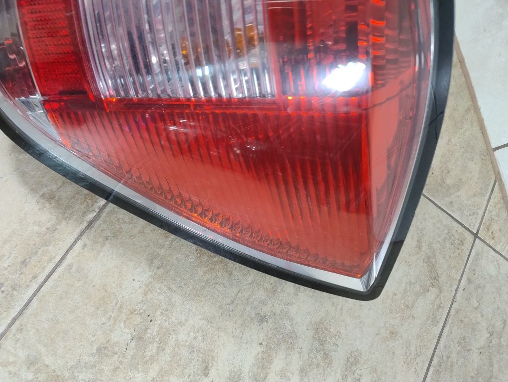 Opel Astra h 3 III kombi lampa prawa  tył wysyłka OLX